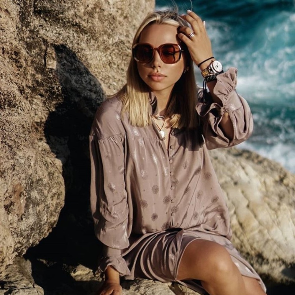 Sandra Mansour x H&M Sold-out Long Sleeve Dress